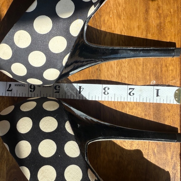 CATWALK Polka dot heels never worn outdoors - Picture 8 of 8